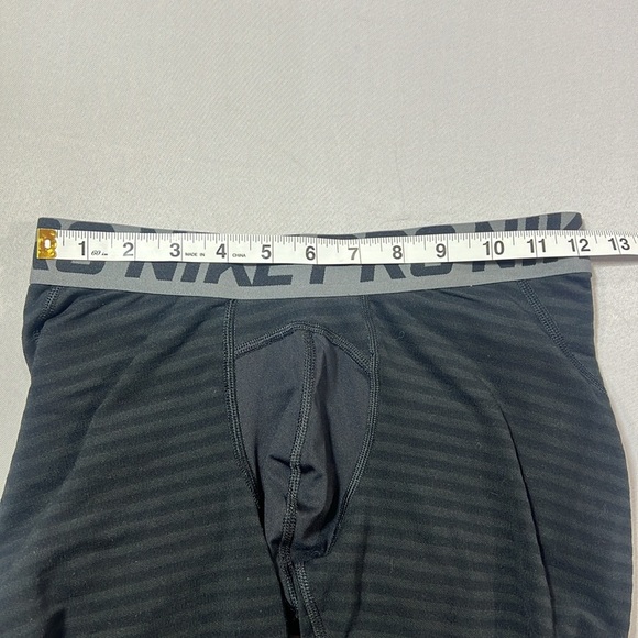 Men’s Nike Pro XL - Picture 7 of 10